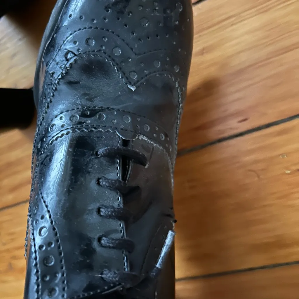 Dexflex Comfort Black Chunky Heels with Brogue Detailing 8.5 - Image 3