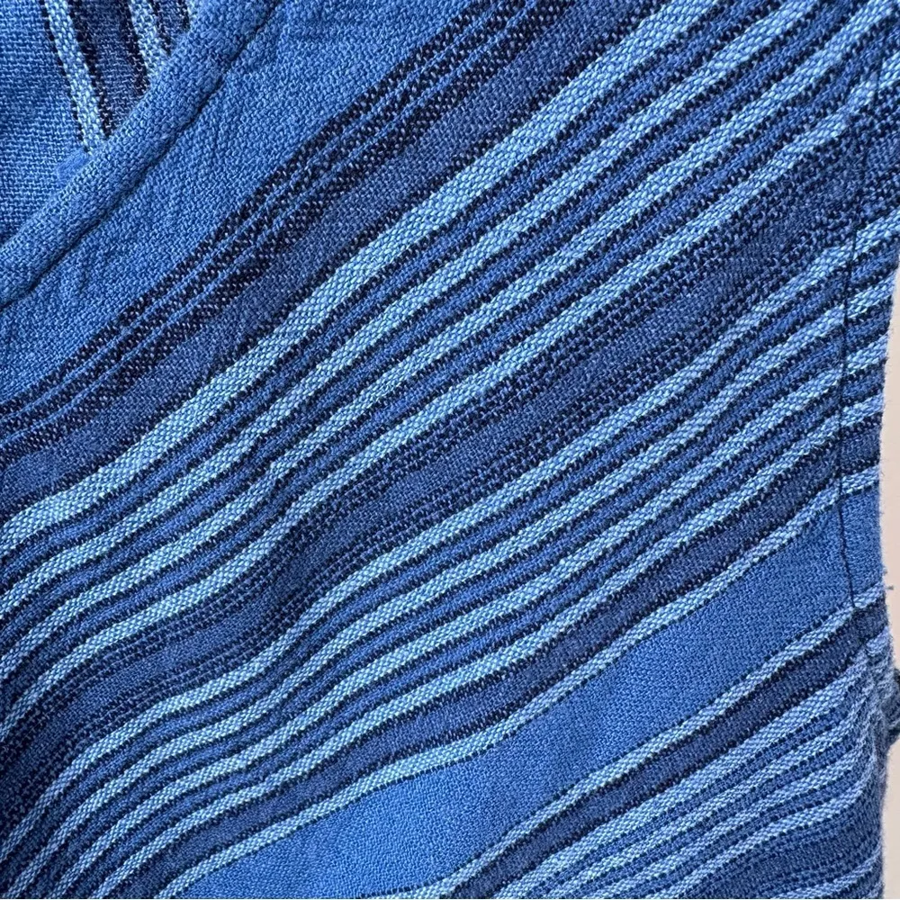 Blue Striped Split Back Linen Blend Tank Top Size Medium - Image 7