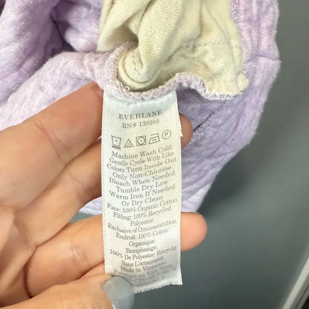 Everlane Women's The Organic Cotton Lilac Quilted Mockneck Sweatshirt Size Small - Image 5