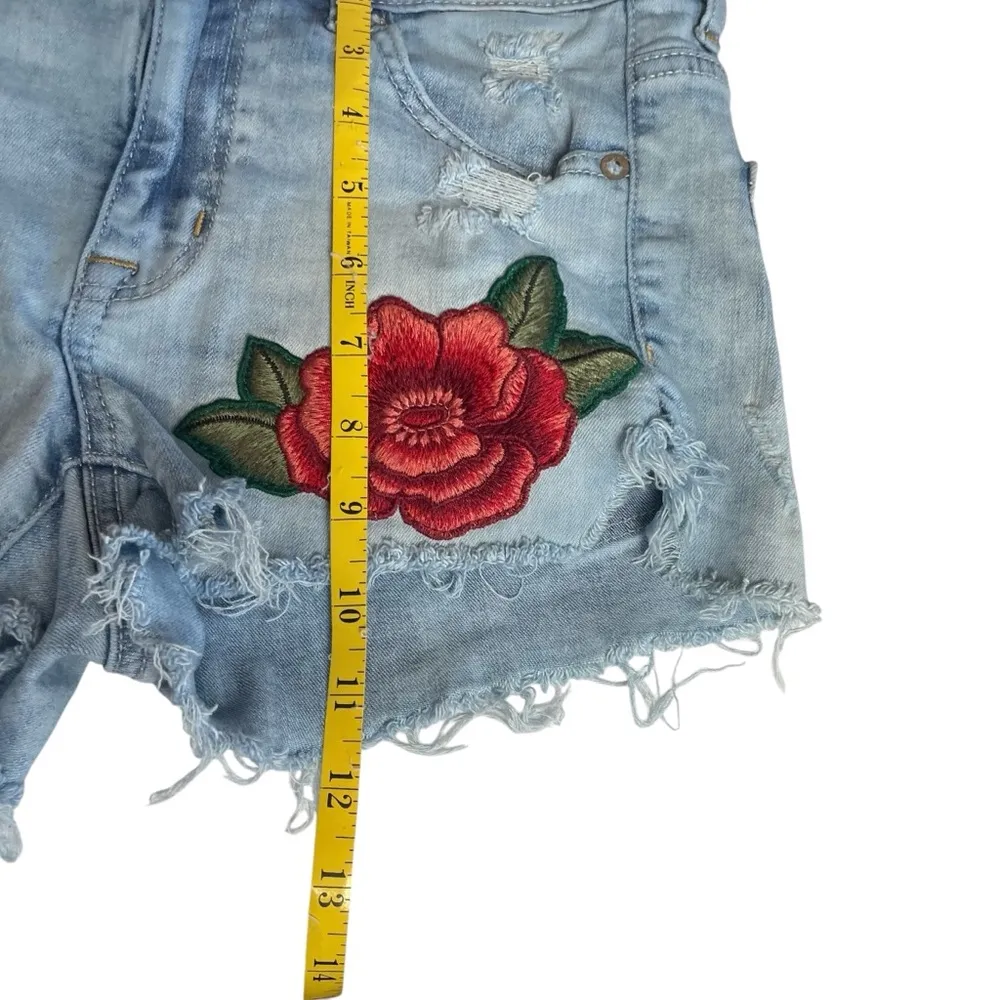 American Eagle Super Stretch Hi Rise Shortie Embroidered Flower Jean‎ Shorts 4 - Image 7