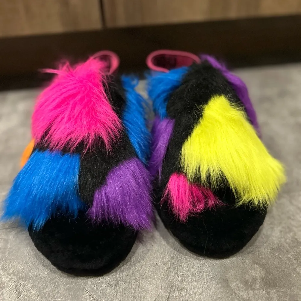 UGG Fluff Yeah Party Spots Slippers size 10 NWT - Image 3