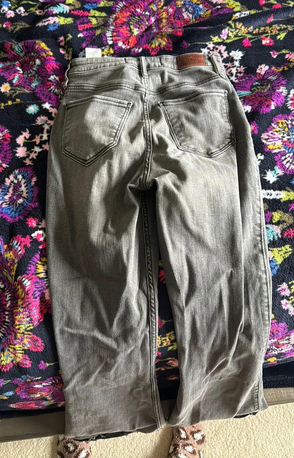 Curvy High Rise Flare jeans - Image 3