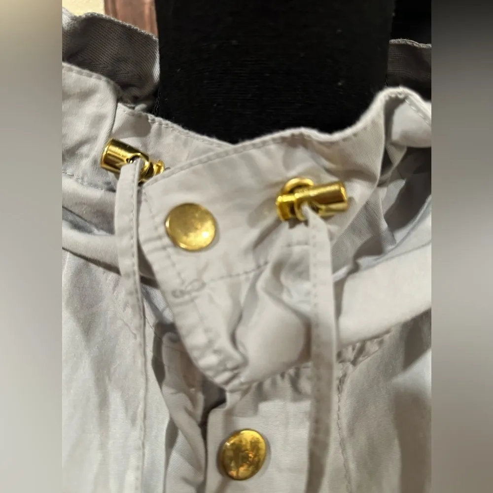 EUC Live a Little Tranch coat with waist strings and hood Sz M - Image 6