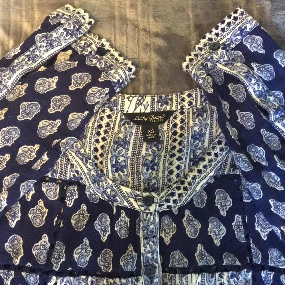 LUCKY BRAND Boho Blue White 3/4-Sleeve TOP EUC XS - Image 7