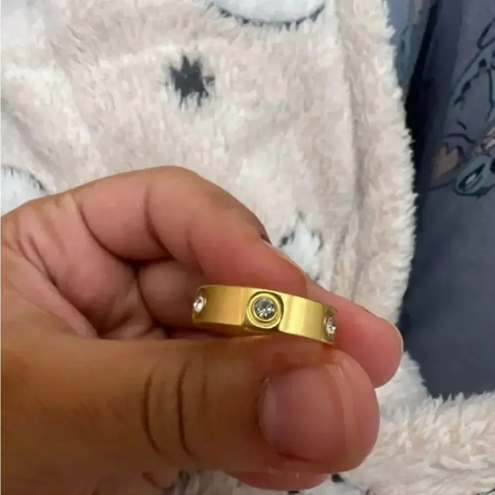 New Unisex 14k gold-plated stainless steel stone band ring,‎ Size 7 - Image 10