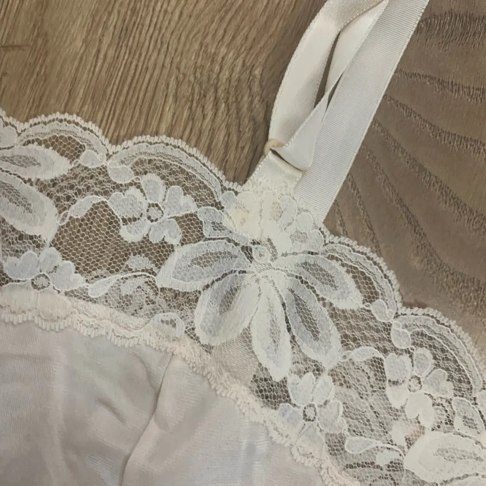 Lace camisole Size 42 - Image 2