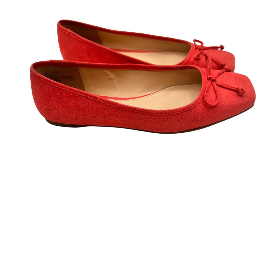 Liz Claiborne 8 Vibrant Red Faux Suede Ballet Flats Bow Detail Square Toe Design - Image 5