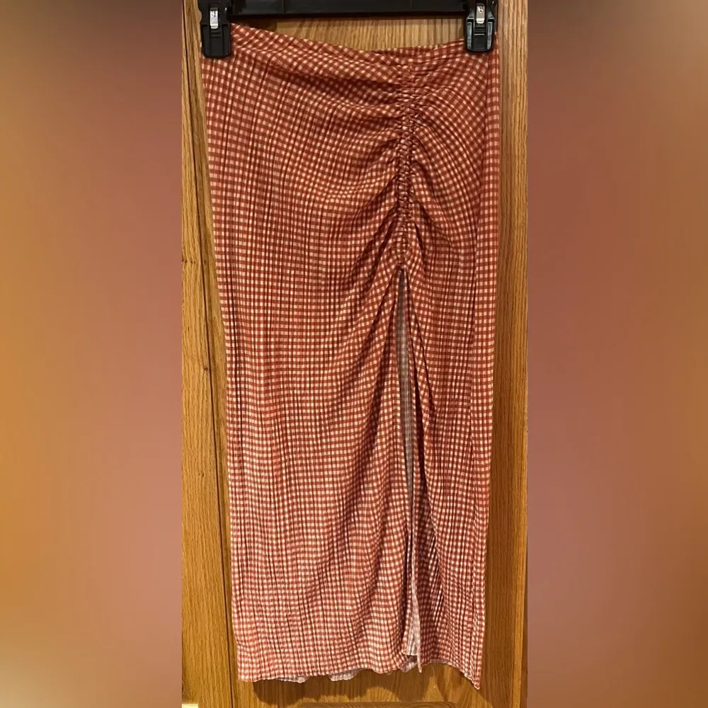 ZARA Ruched Crop Top Camisole & Midi Skirt Set Orange & White Gingham Size Small - Image 7