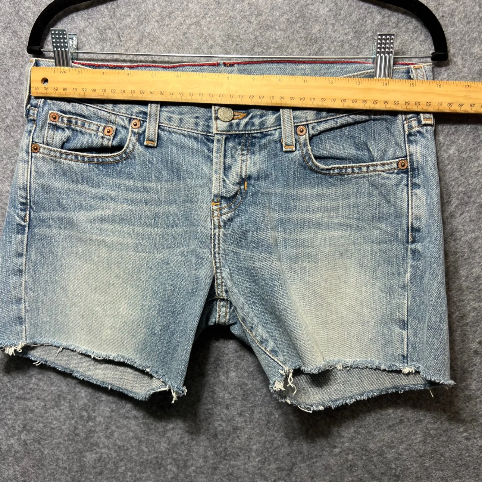 Vintage Abercrombie & Fitch Denim Shorts 4R Button Fly Made‎ in USA Raw Hem Y2K - Image 3