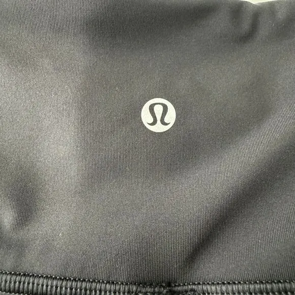 Lululemon‎ Body Con Tight Black Mesh Side Pockets Size 2 - Image 10