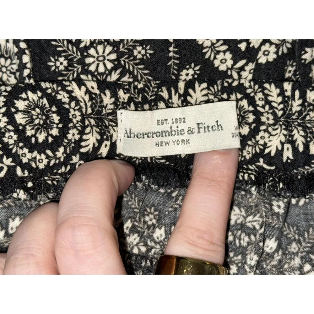 Abercrombie & Fitch White Black Geometric Elastic Midi Skirt Womens Size Small S - Image 5