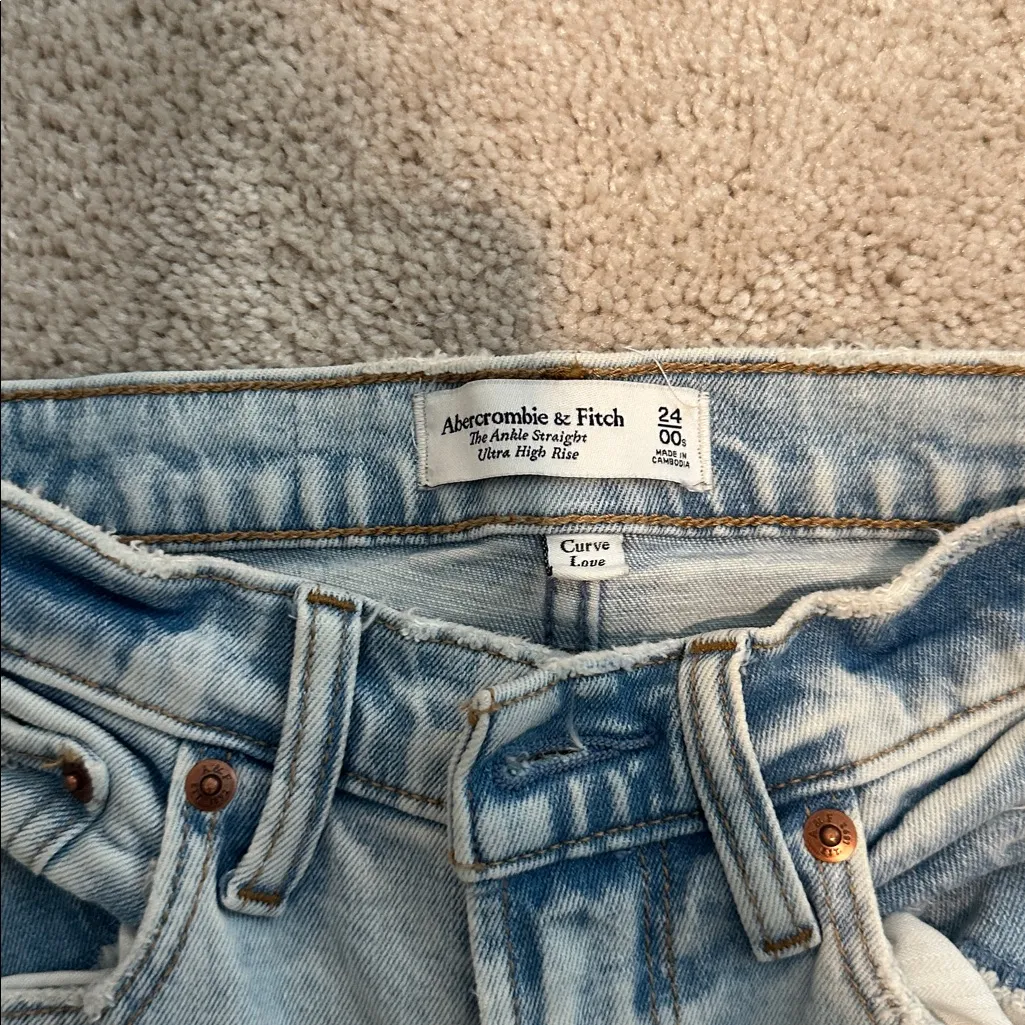 Abercrombie & Fitch Light Blue High Rise Jeans - Image 4