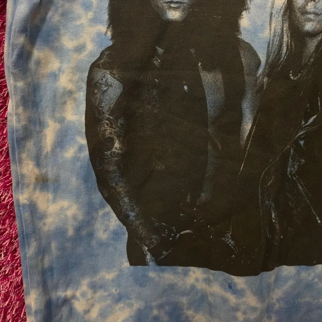 Motley Crue Rock Tie Dye Tshirt size Small - Image 5