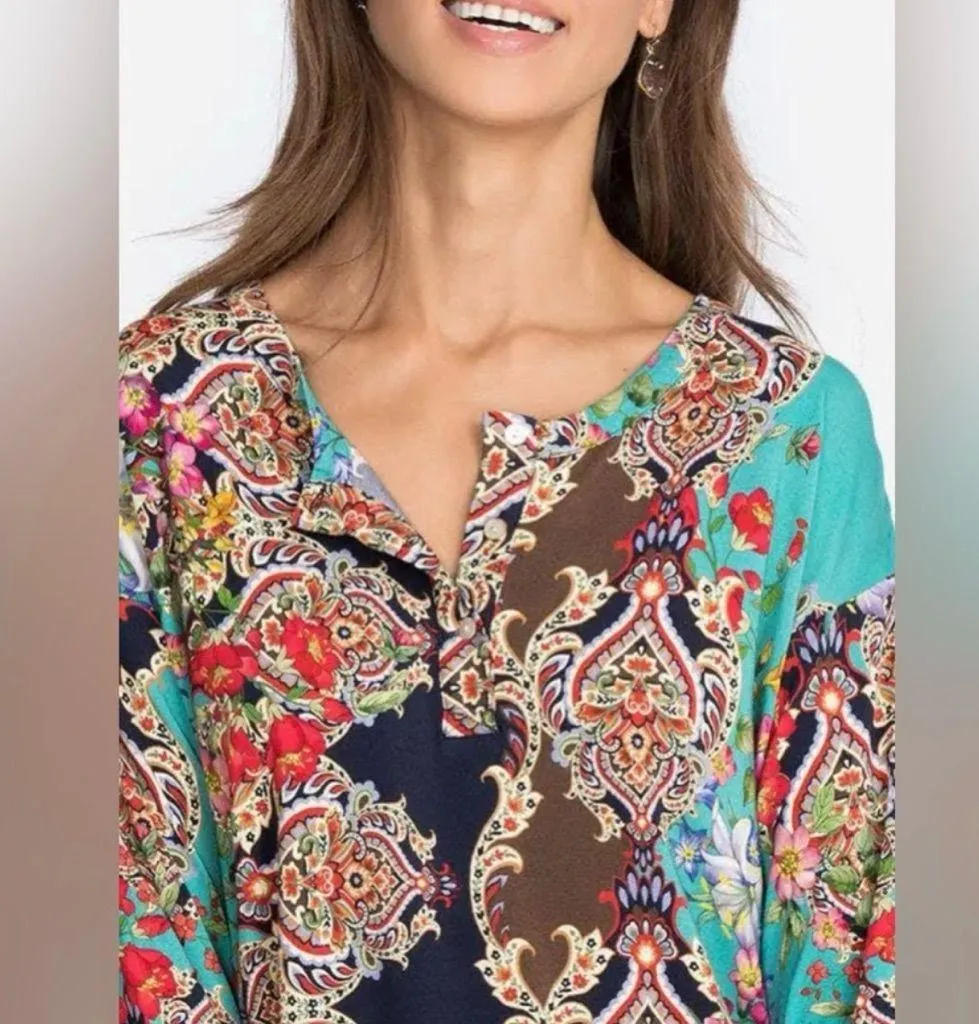 Johnny Was Indi Flower 3/4 Sleeve Henley Shirt
Top Floral Paisley Blouse Medium - Image 9