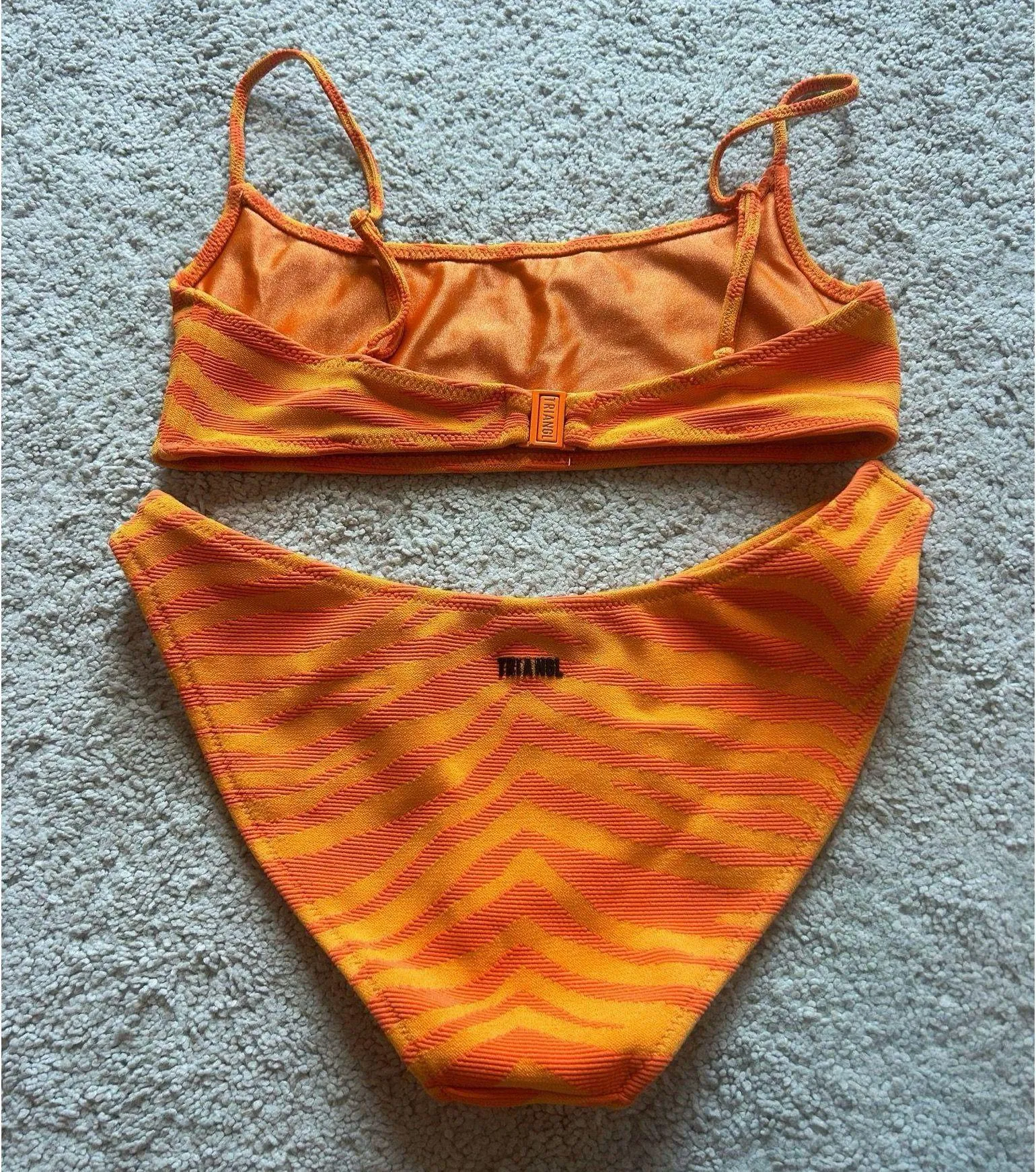 Triangl Bikini - Image 2