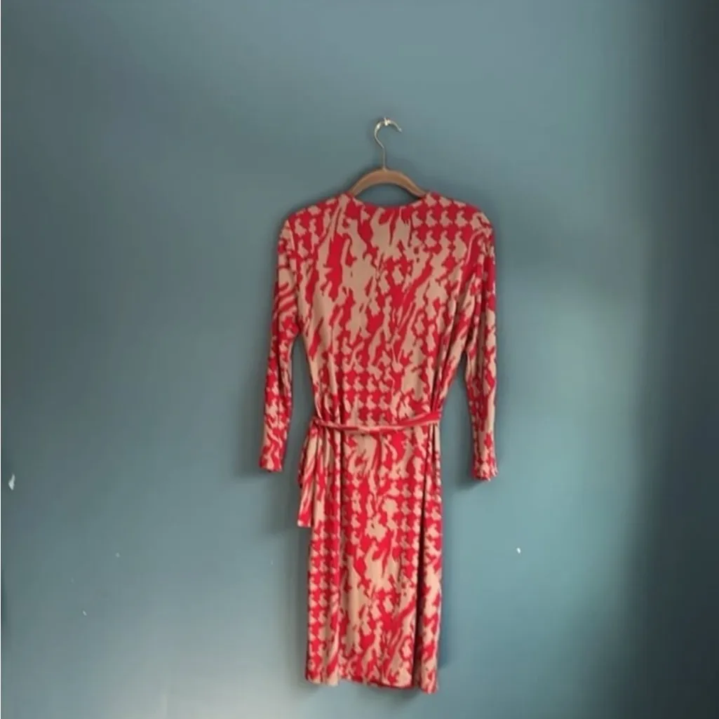 Nine‎ West red and tan cross top long sleeve dress women’s size 6 - Image 2