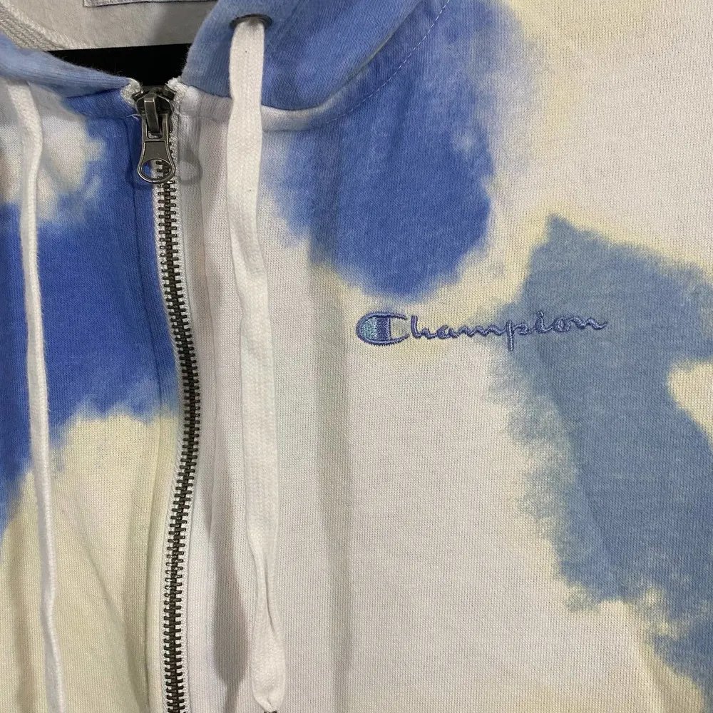 Champion Women's White Blue Yellow Tie Dyed Full Zip Hoodie Size L - Image 4