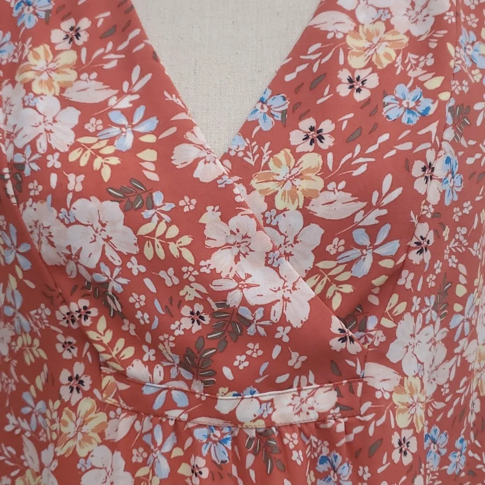 Loft Floral Print Sleeves V-Neck Blouse - Image 3