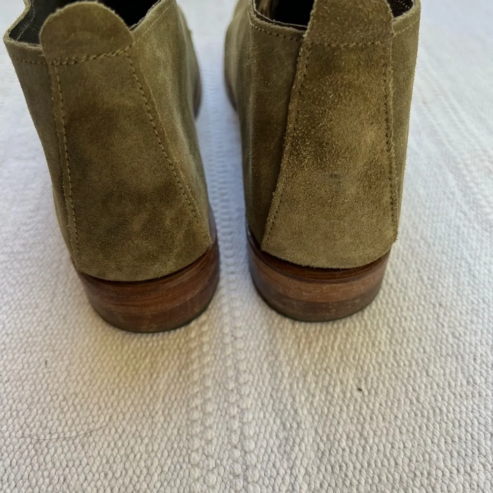 Vintage Shoes Company Olive Suede Leather Booties Size 8.5 Green - Image 4
