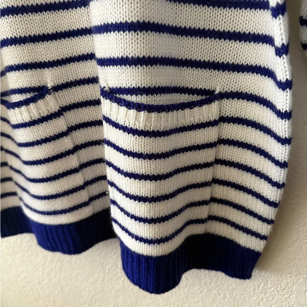 A’Milano Navy and White Striped Turtleneck Sweater size Large pockets Blue - Image 8