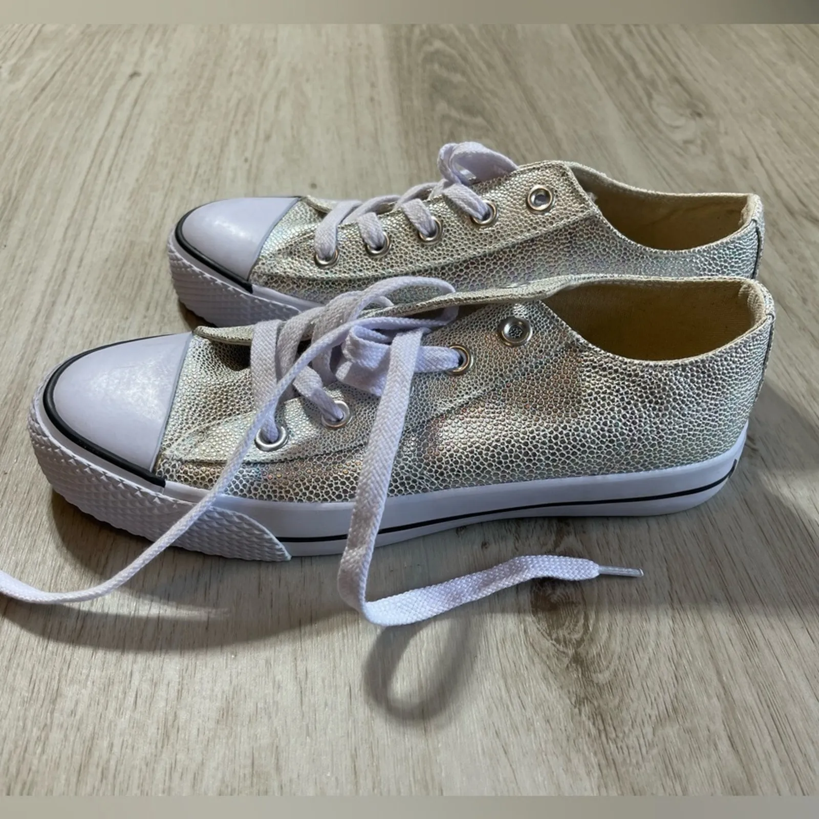 AirWalk MulticCanvas Classic Retro Style LowTop Sneakers‎ Sport Shoes Women's 8 - Image 6
