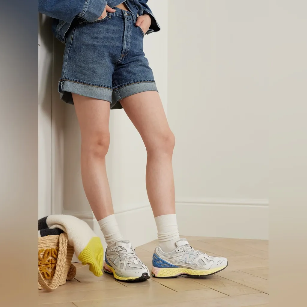 Rare 1906 rubber-trimmed faux leather and mesh sneakers Size 8 - Image 2