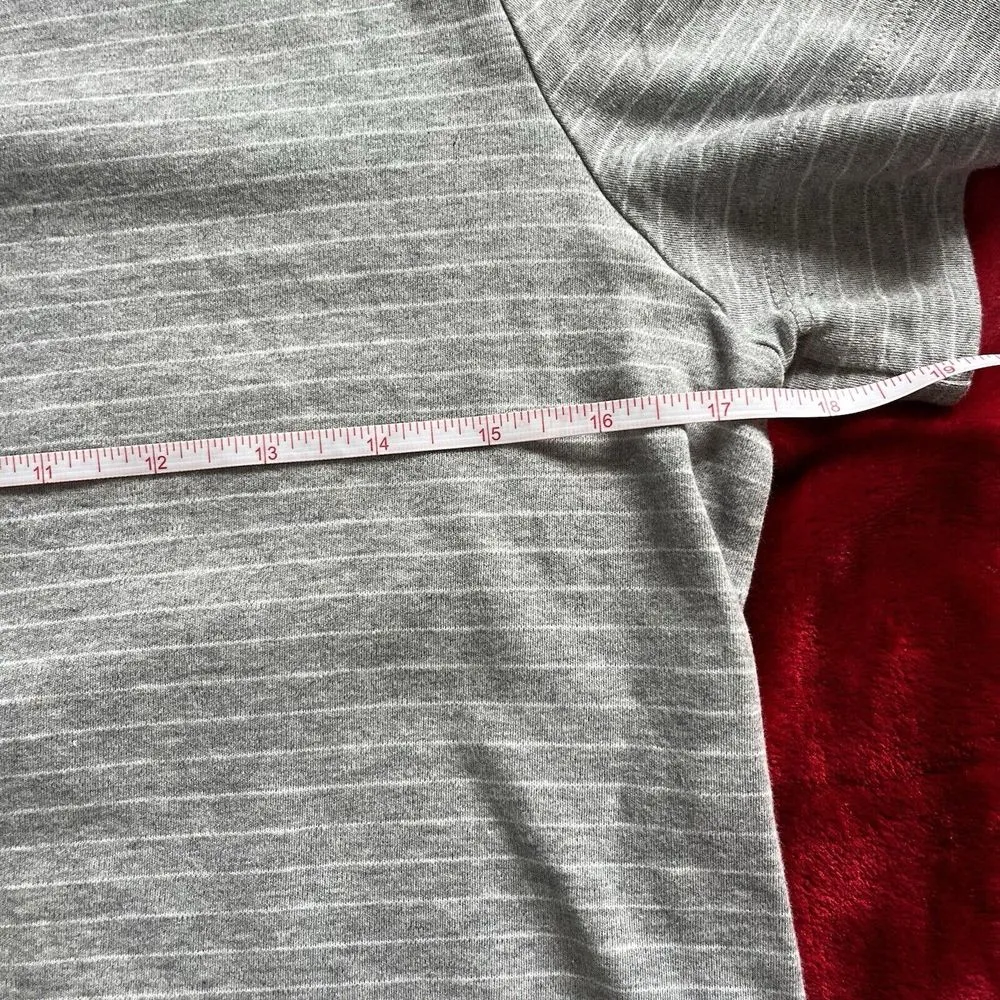 Banana Republic Women Top Grey Size Small Short Sleeve Crew Neck Stripes‎ blouse - Image 7