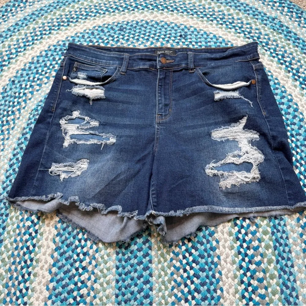 Judy Blue Shorts - Image 2