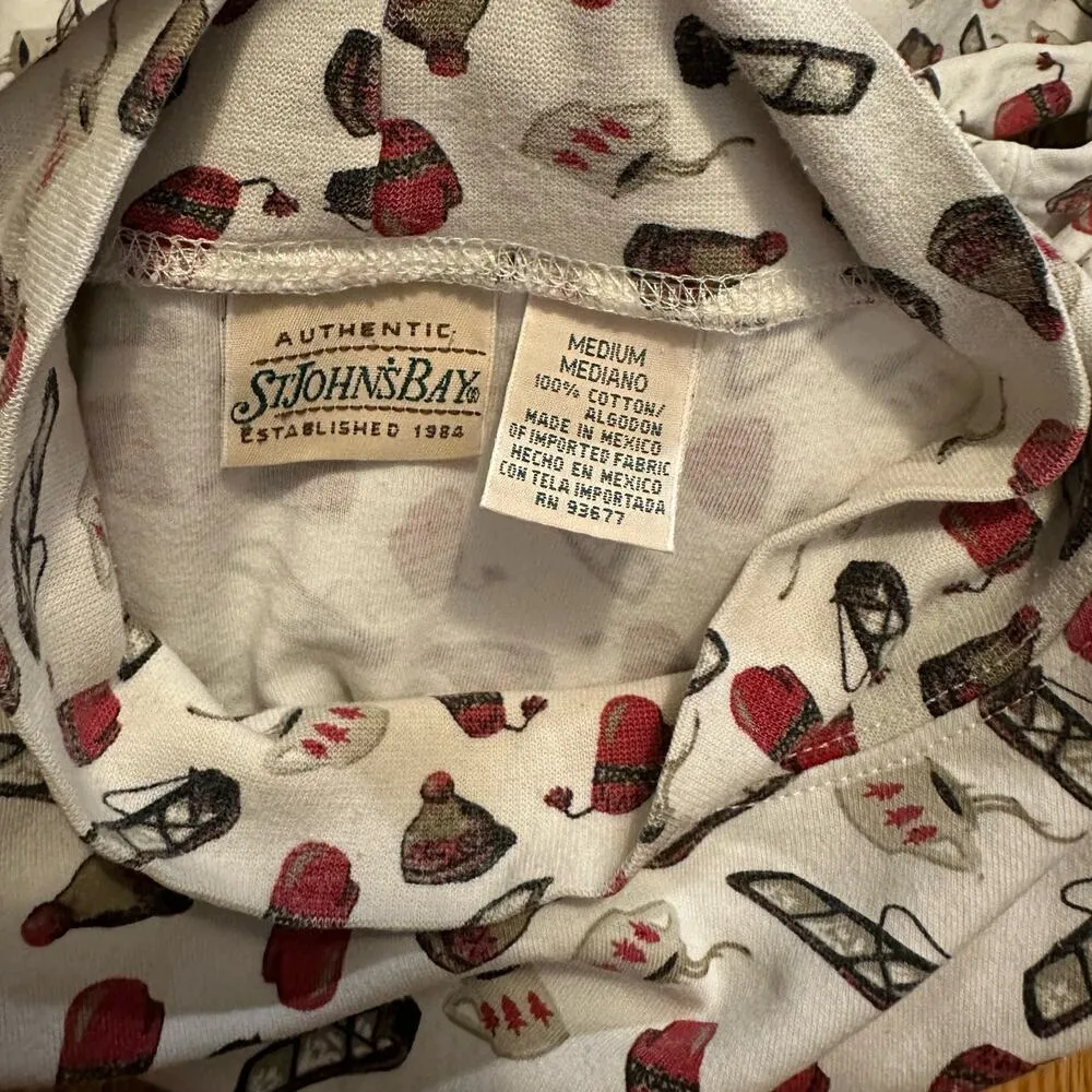 St. John’s Bay Vintage Mock Neck Long Sleeve Winter Print Sledding Women Medium - Image 6