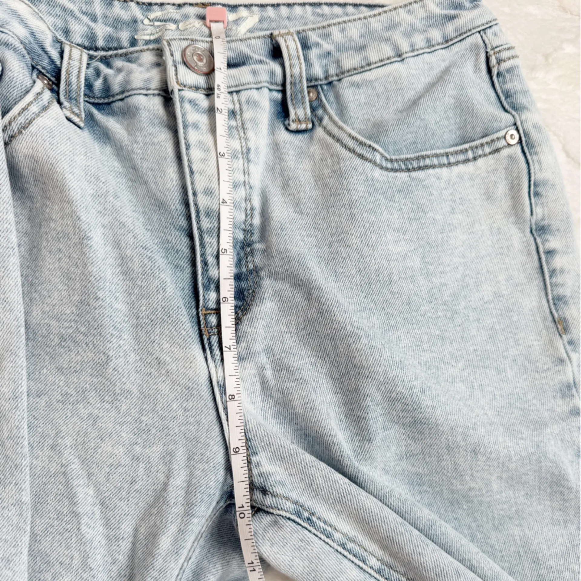 Seven7 Jeans Straight Leg Light Wash Raw Hem Jeans Size 4 Casual Mid Rise - Image 5