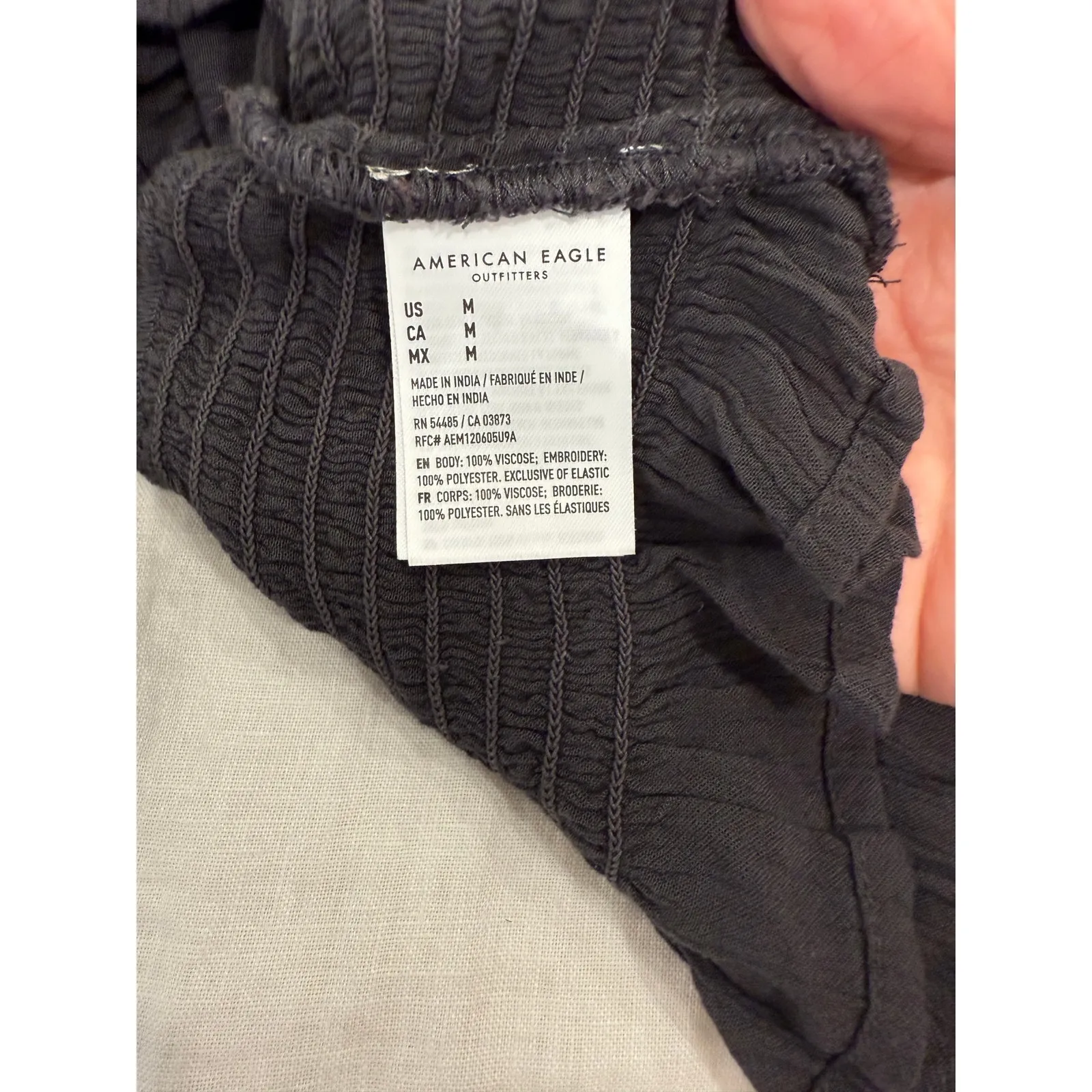 American Eagle Puff Sleeve Embroidered Smocked Crop Top Black Women's Medium - Image 7