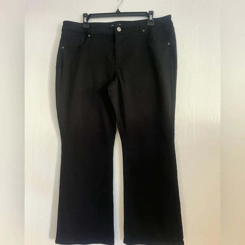 Stylish Black Denim Pants - Image 8