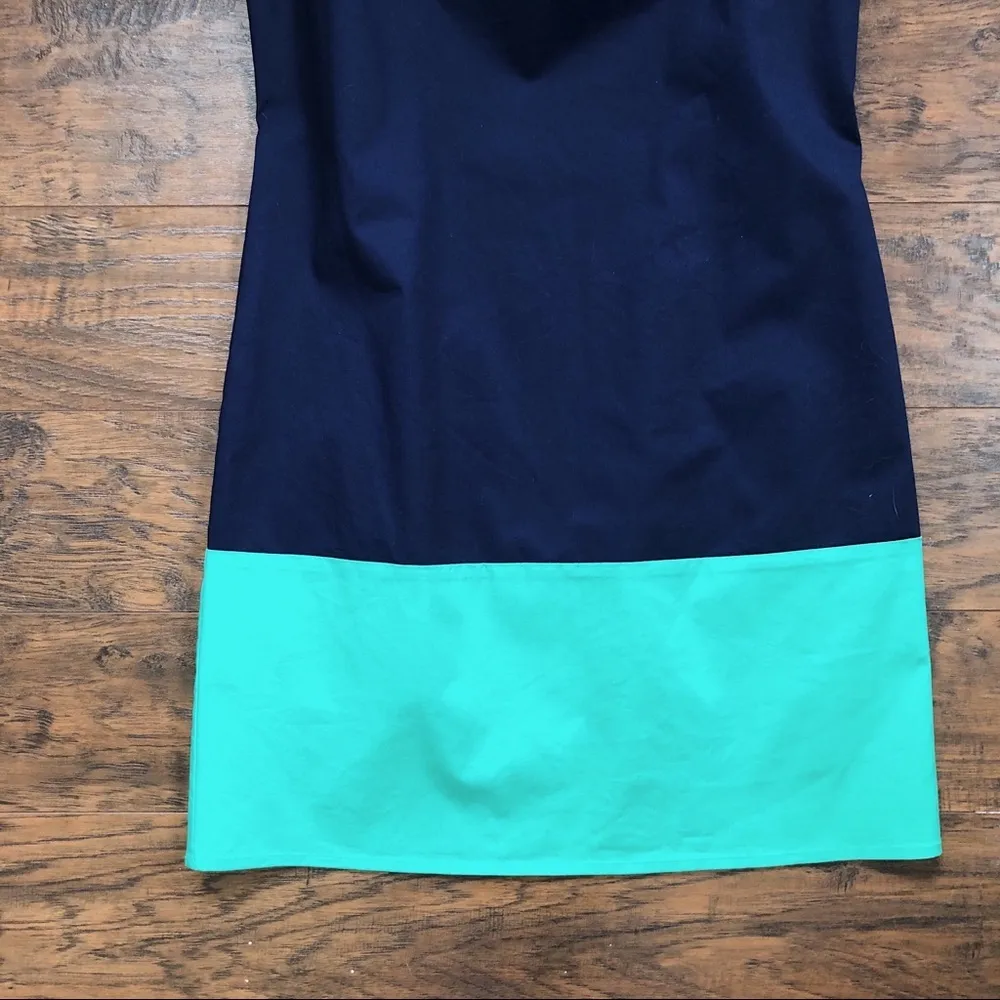 Sail To Sable • Classic Tunic Dress color block shift sleeveless navy green - Image 9