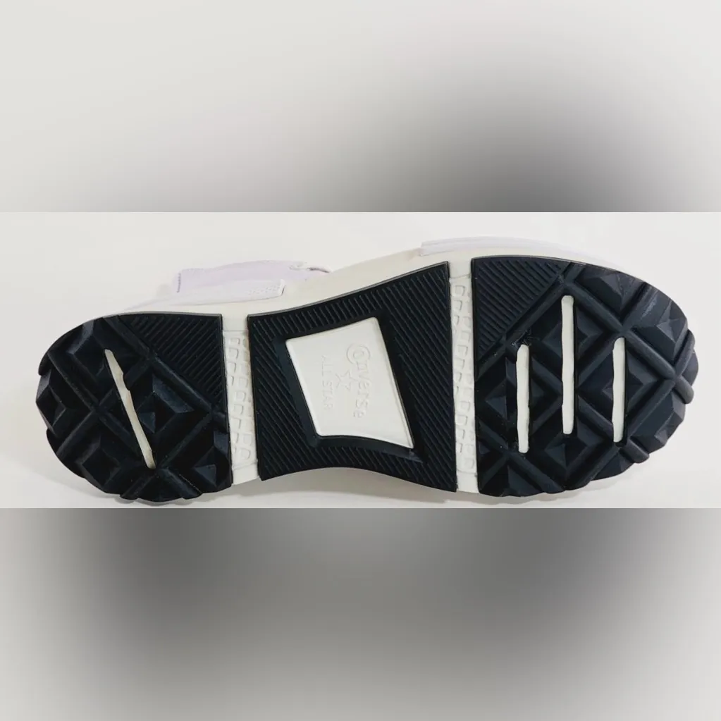 New Converse Women's Platform High-Top Sneakers in Light Purple and Cream - Image 10