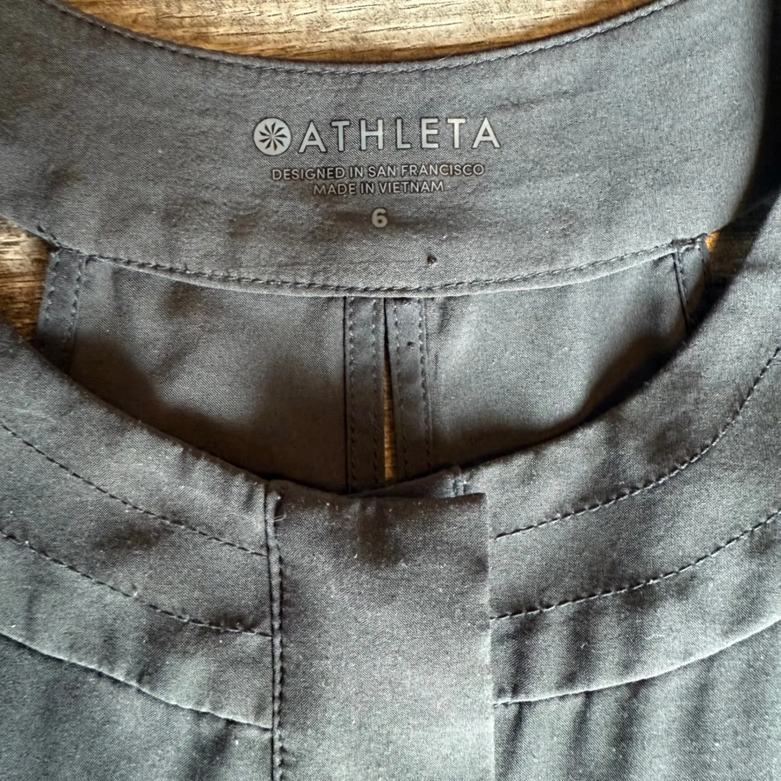 Athleta Mercer Gray Romper Jumpsuit Wide Leg Quick Drying‎ Pockets Size 6 - Image 5