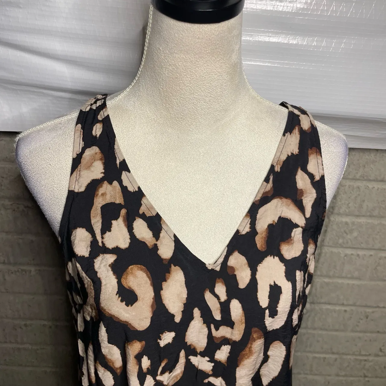 H&M Womens Animal Print V Neck Tiered‎ Flounce Dress Size Small - Image 2