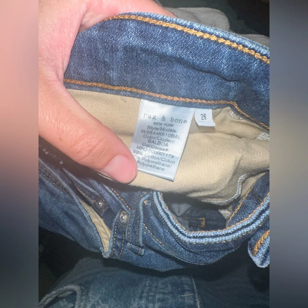 Rag & Bone New York DRE LOW-RISE ANKLE  FRAY SLIM BOYFRIEND JEANS - Image 16