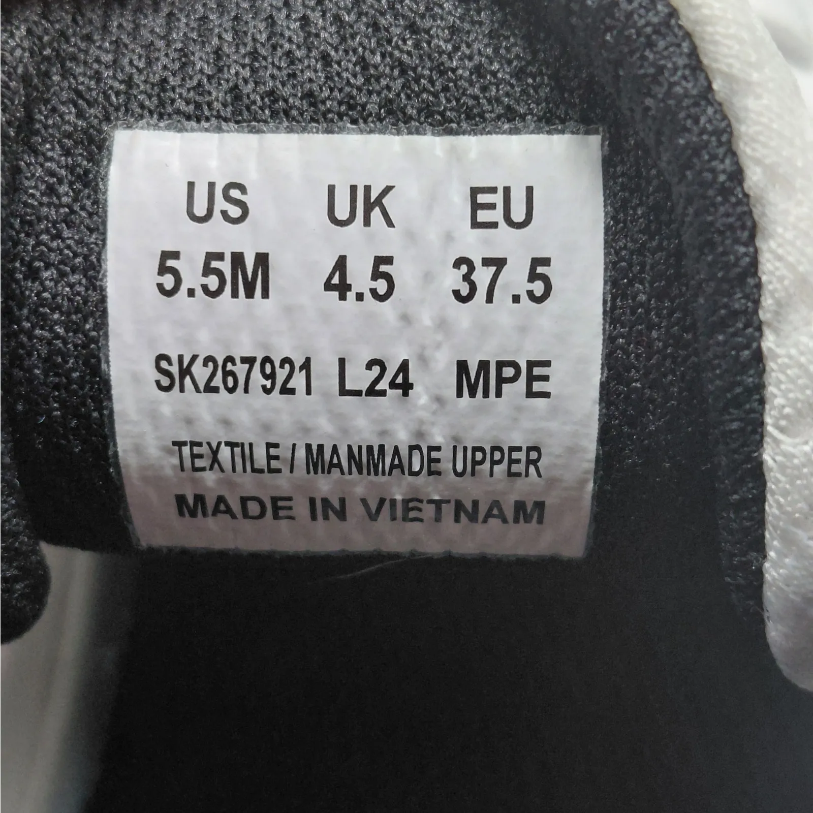 Saucony Womens 7 Endorphin KDZ Running Shoes White Silver Orange Youth 5.5M - Image 7