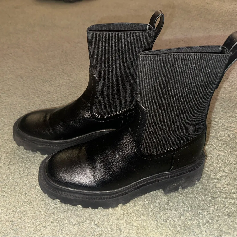 Mango Track sole contrast ankle boots - Image 7