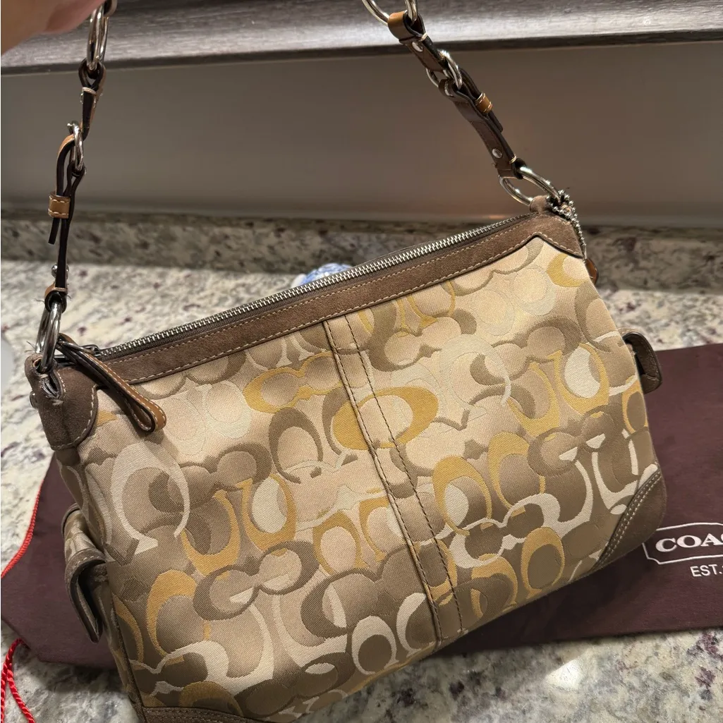 Coach Y2K Vintage Logo Shoulder Bag - Image 2