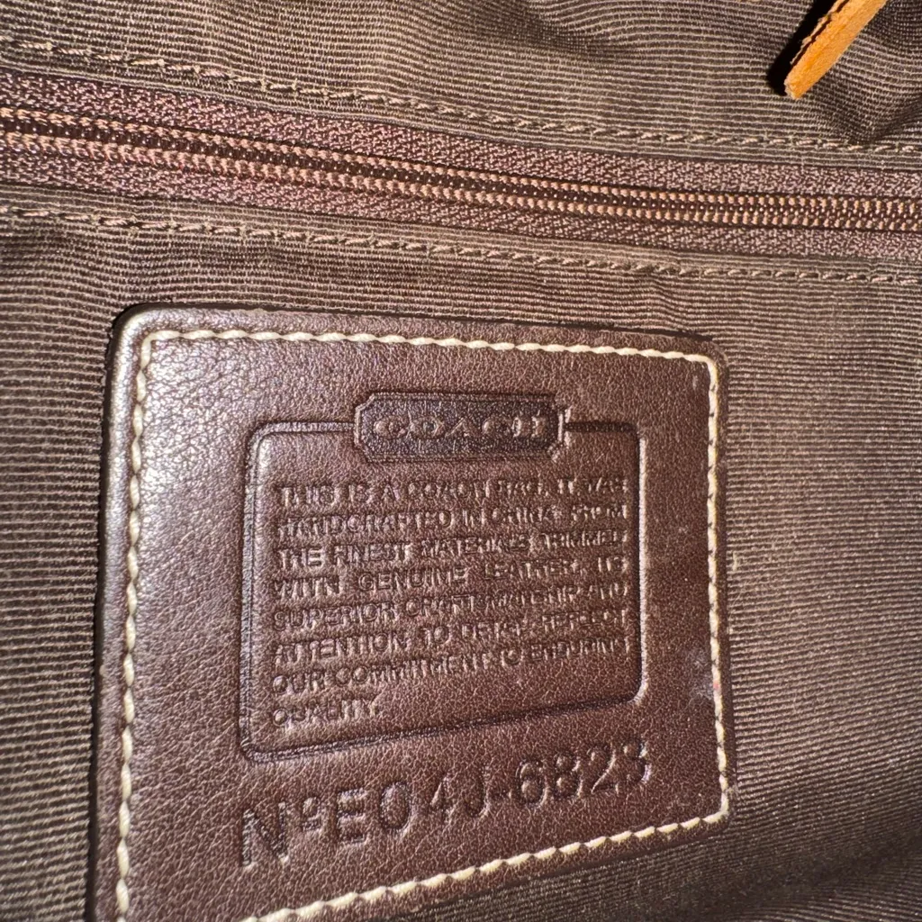 VINTAGE Coach Hamptons Bag - Image 5