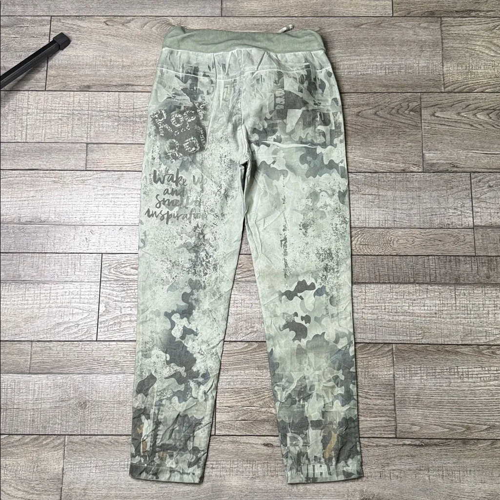 Bella Amore “Wake Up And Smell The Inspiration” Green Camouflage Joggers - Image 2