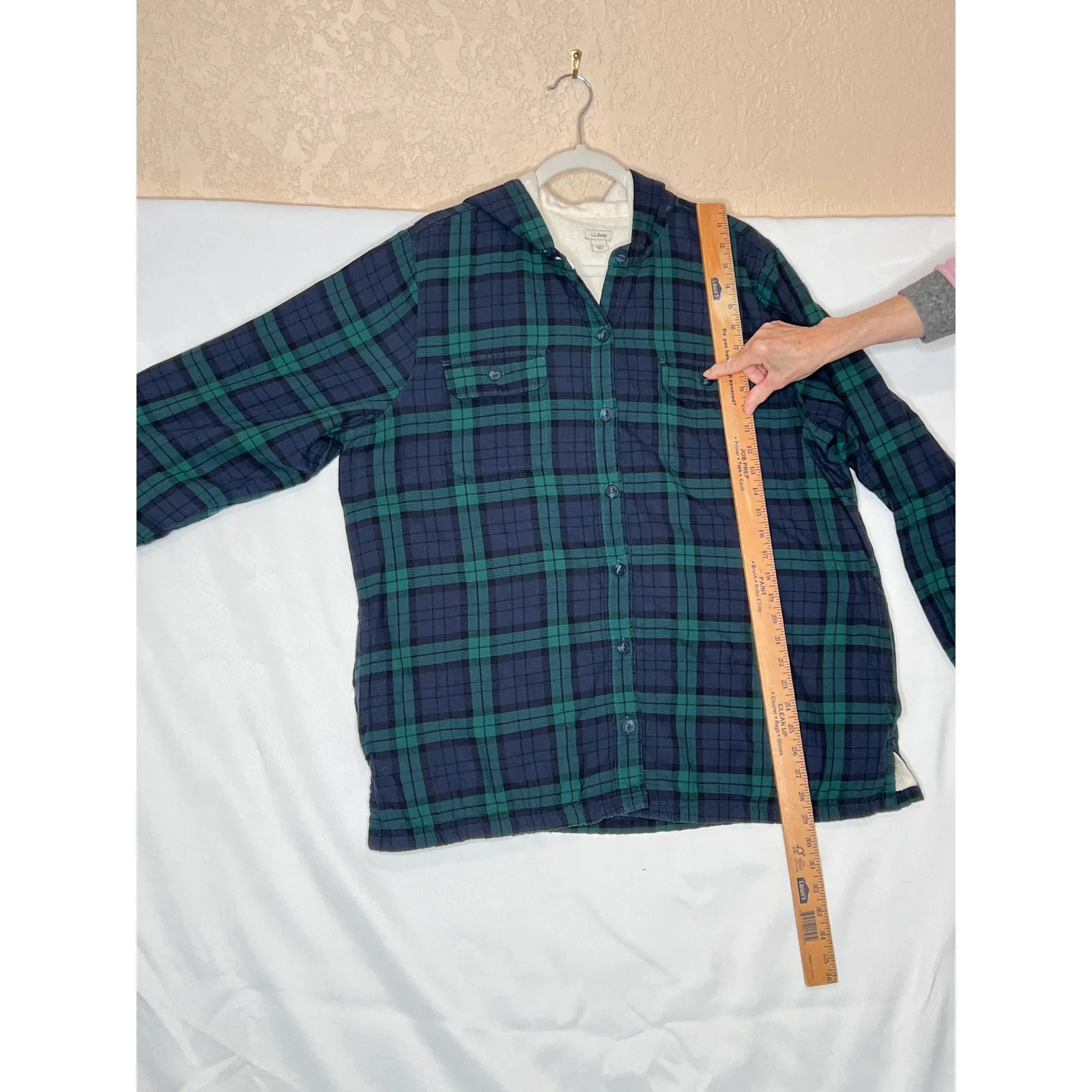 LL Bean size Xl shacket  Tartan plaid blue/green button up hood pockets outdoors - Image 4