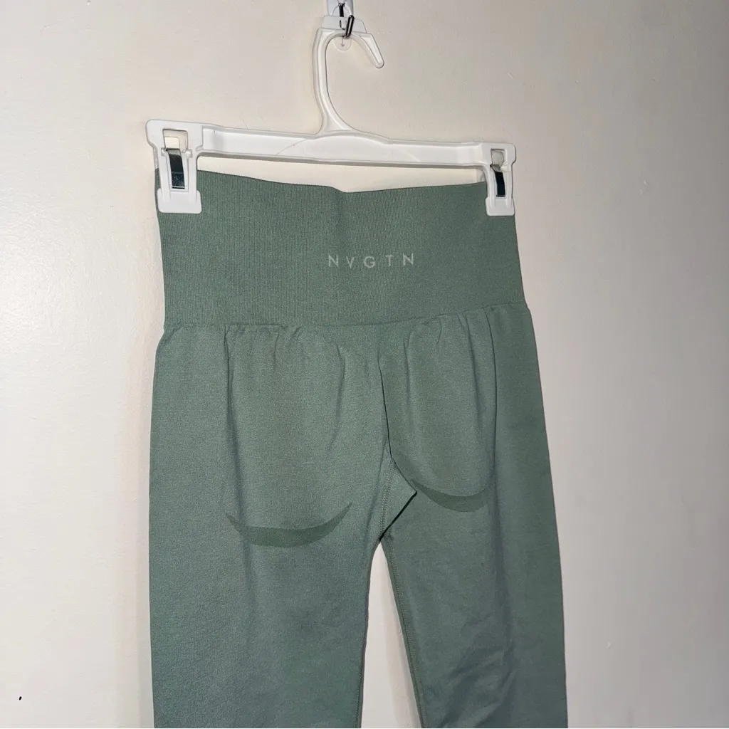 New NVGTN Sage Green Teal Seamless Contour Leggings Medium - Image 4
