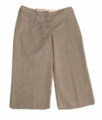 Studio Y Gray Capris - Image 2