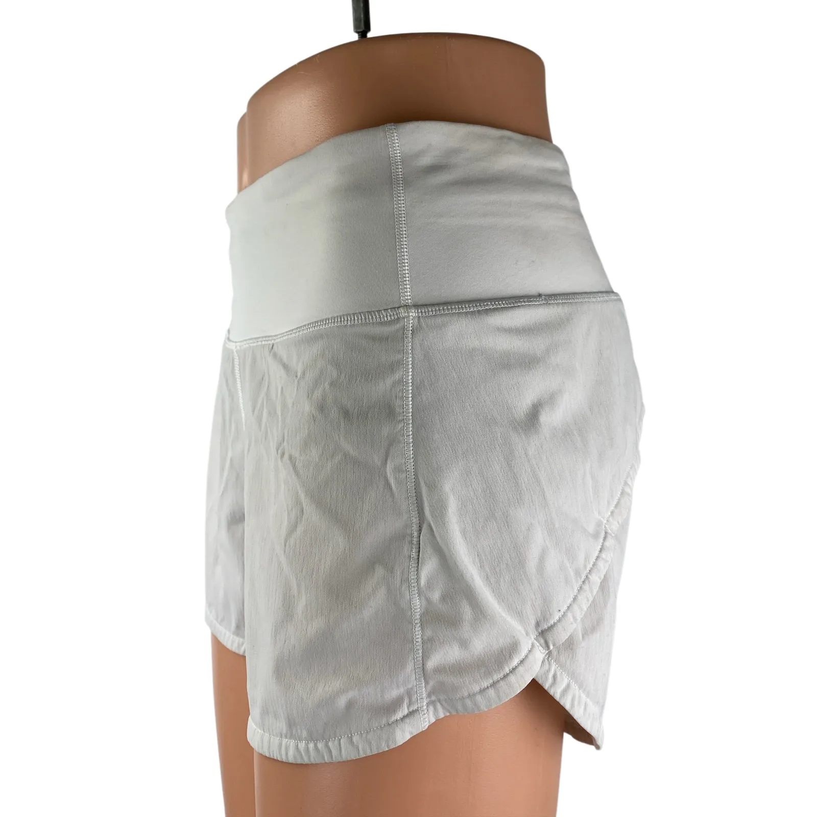 Lululemon Athletica Speed Up Low Rise Yoga Athletic Activewear Running Shorts 4 - Image 3