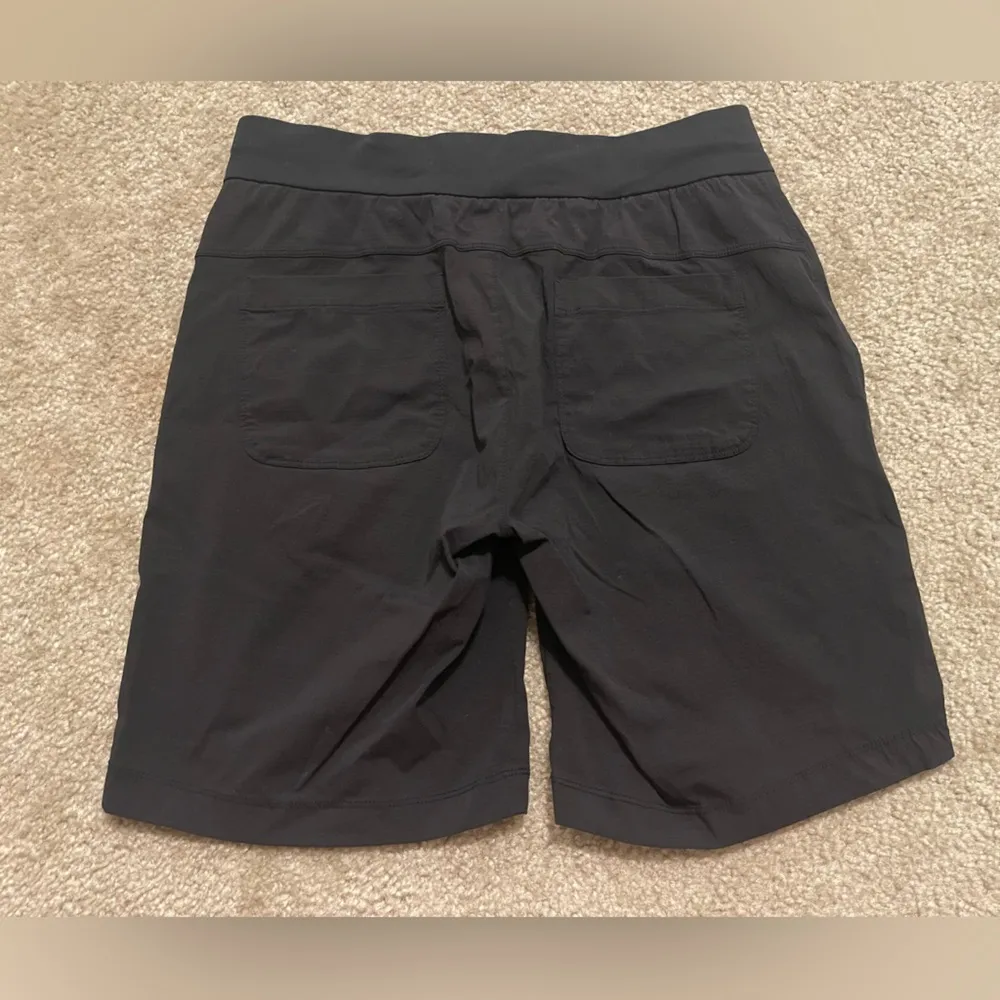 Women’s Athleta Trekkie Bermuda 2.0 Hiking Outdoor Shorts With Flaw Black Size 8 - Image 7