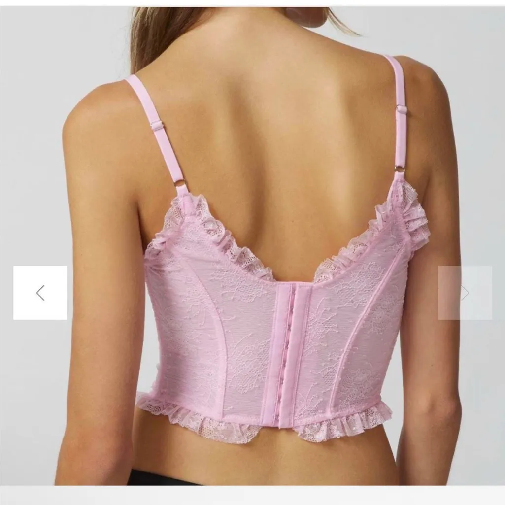 Urban Outfitters Out From Under Pink Belle Lace & Bows Corset Top Roses NEW - Image 2