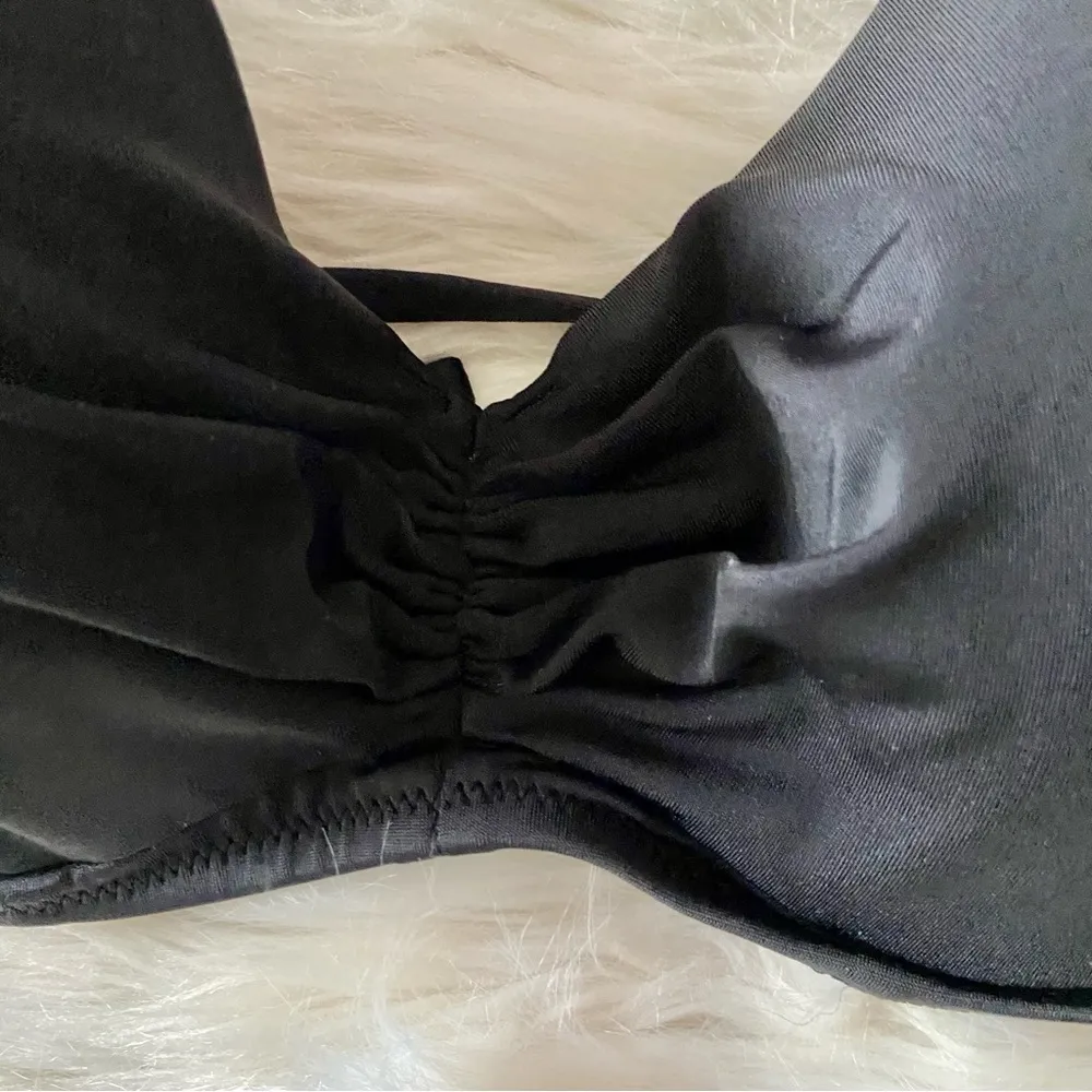 Shade & Shore Black Ruched Underwire Bikini top Sz 34C - Image 6