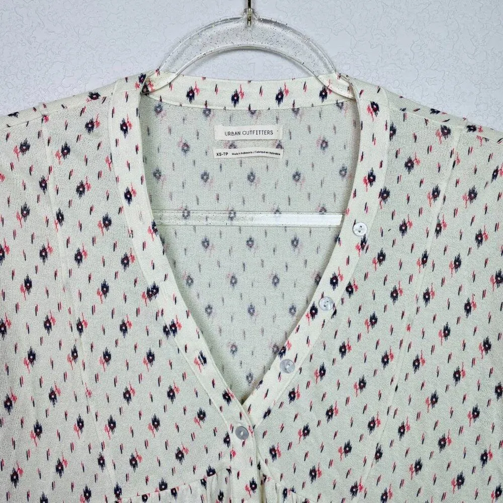 BNWT! URBAN OUTFITTERS Patterned Henley Sz XS - Image 5
